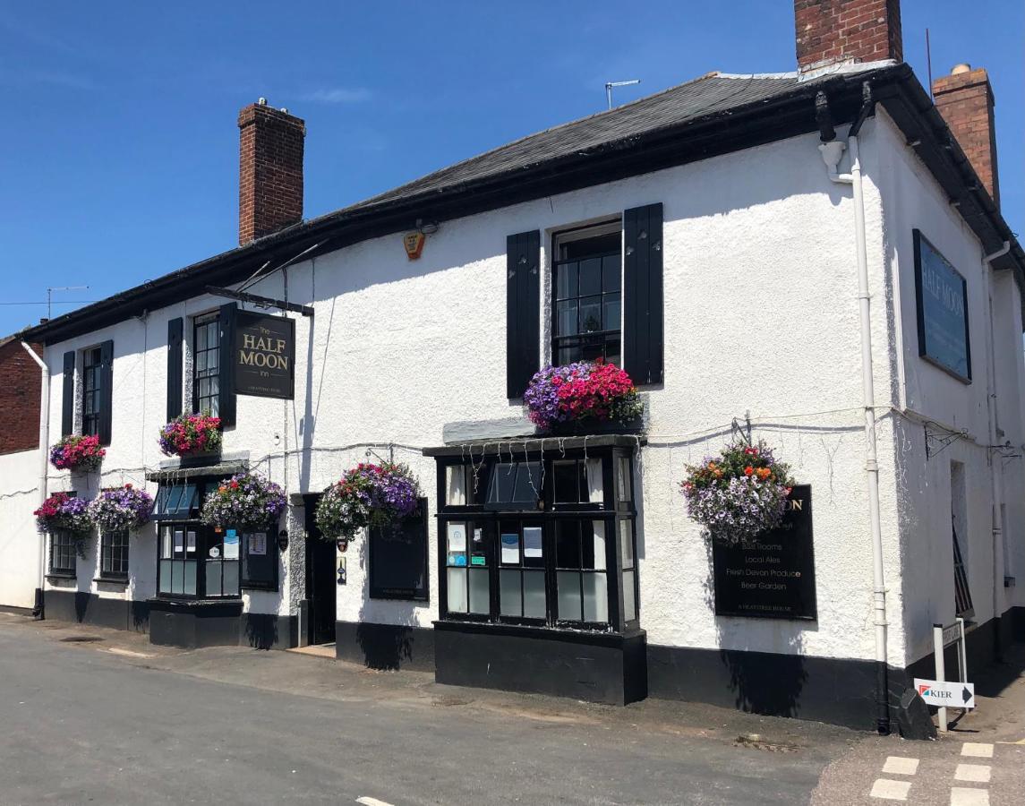 Half Moon Inn Exeter Exterior photo